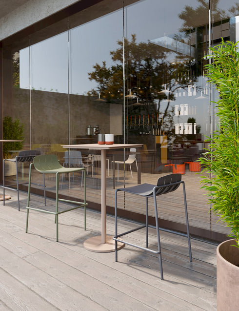 Dasia Bar Stool